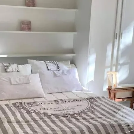 De Luxe Dans Le Centre D'antibes * أنتيب